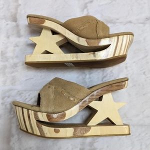 Wood cutout star platform wedge heels (Size 7)